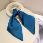 Ikat Rambut Mutiara Aksen Kain Satin Polos / Scrunchie Mutiara Satin Polos - Gambar 2