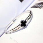 Gelang Emas Gelang Couple Titanium Anti Karat Untuk Wanita / Aksesoris Wanita Gelang Titanium - Gambar 3