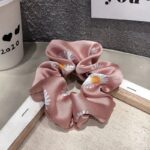 Ikat Rambut Ponytail Model Bunga Daisy Bahan Satin Karet Elastis Gaya Untuk Wanita/scrunchie - Gambar 3