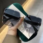 Kacamata Wanita Frameless Gradient Gaya Oversized Kaca Mata Anti UV400 Untuk Ke Pantai Berkendara OOTD - Gambar 3