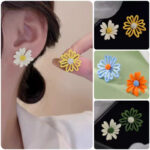 [Bayar Di Tempat] Anting Bunga Segar Manis Berongga Asimetris Anting Daisy Kecil Temperamen
